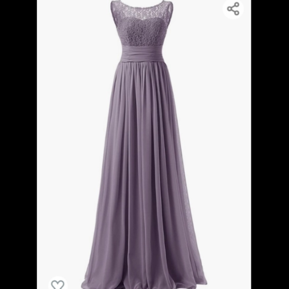 Beautiful Sleeveless Formal Dress